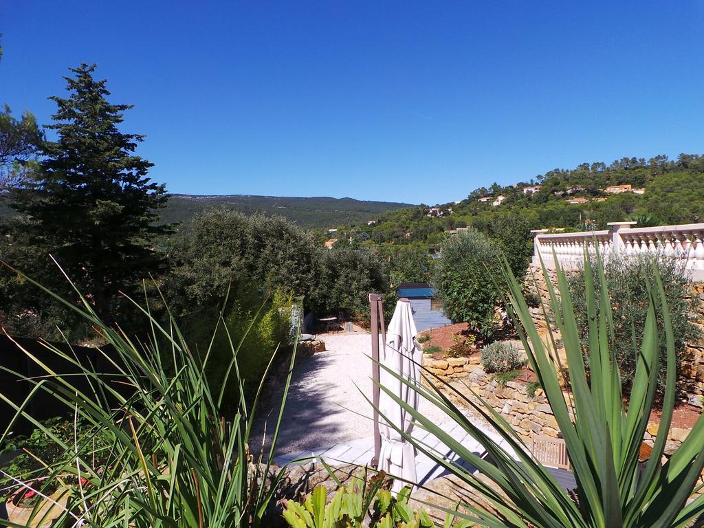 Appartement Vue Montagne Garéoult Buitenkant foto