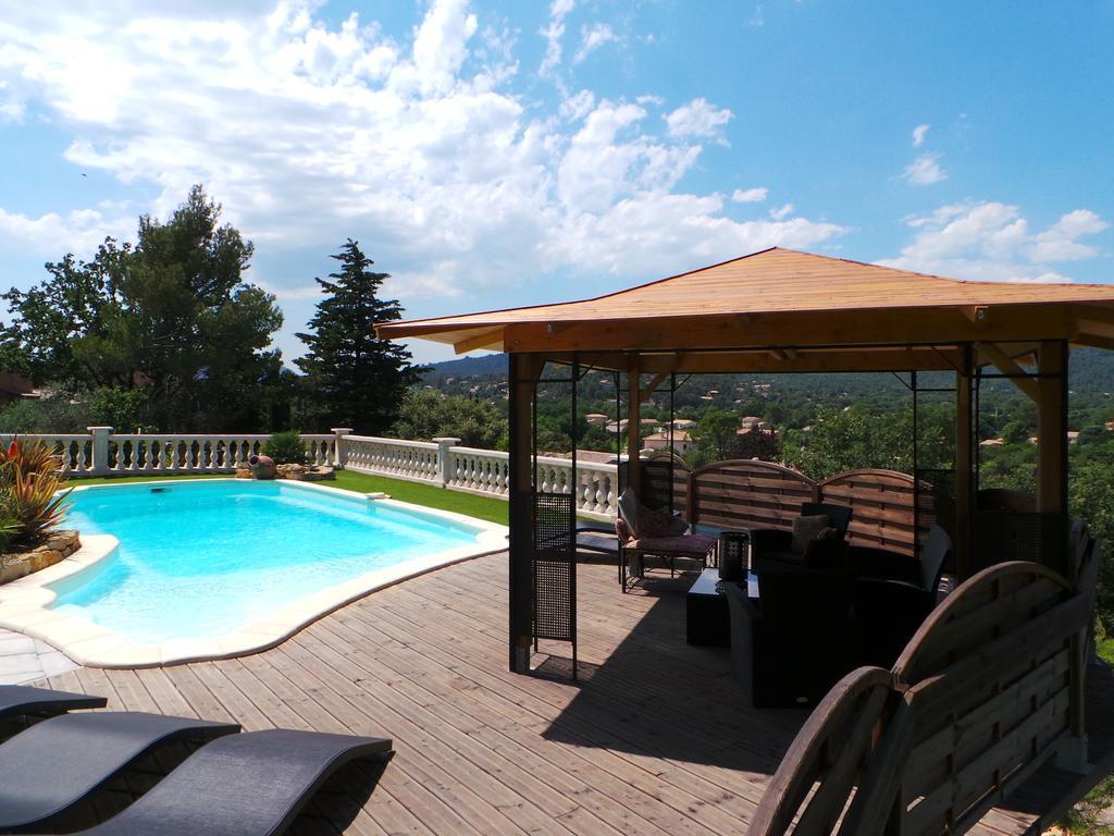 Appartement Vue Montagne Garéoult Buitenkant foto